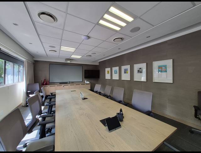 1,060M² OFFICE FOR SALE IN ILLOVO